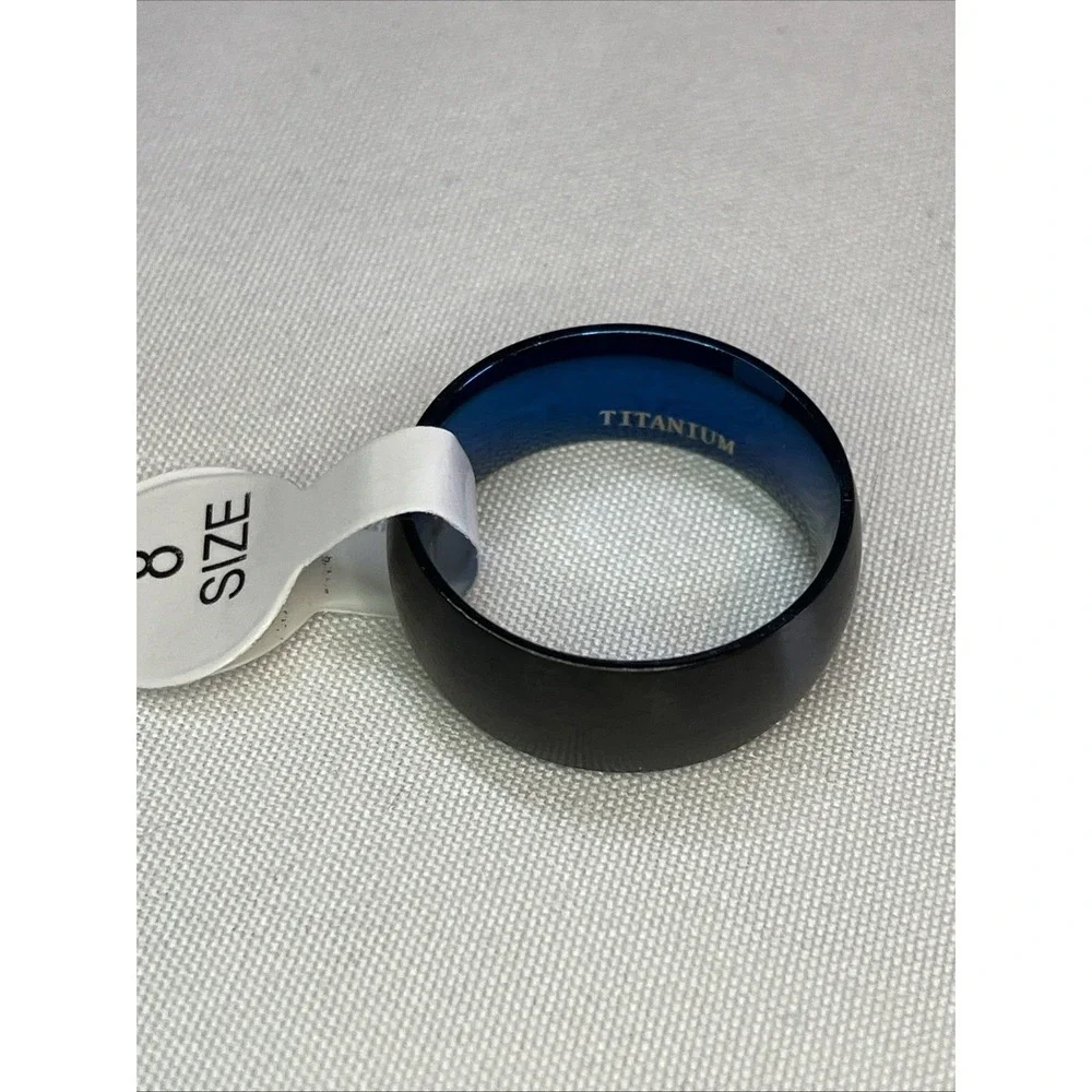 Unbranded Titanium Ring Mens Size 8 Black New 7mm Blue Lining #1880